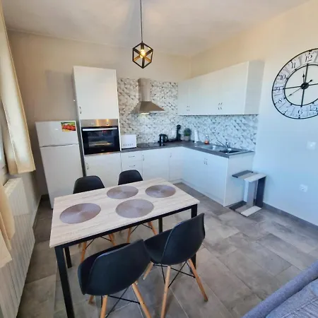 Apartament Labros Sea View